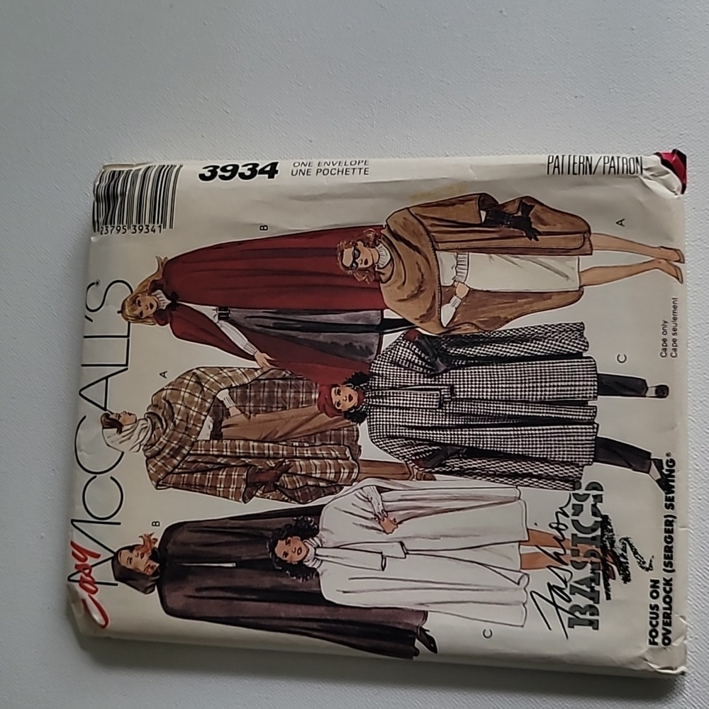 McCall's 3934 misses capes Sz 6-20 sewing pattern 1988 Vintage